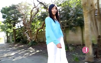 插 Seductive Japanese Redhead's Intense Wet Play & Deep