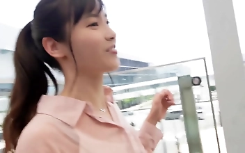 亚洲 免费网站 Seductive Kinkster Reveals Perfect Curves in Scantily Clad