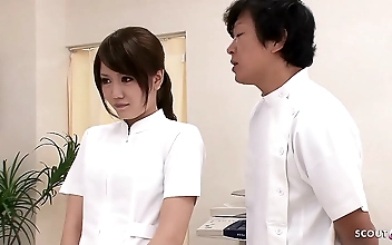 插 Seductive Lustful Lass Craves Cum Post-Hot Blowjob Encounter