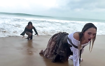 韩国 Wild Night Stud Conquers Hot Bimbo's Tight, Tempting