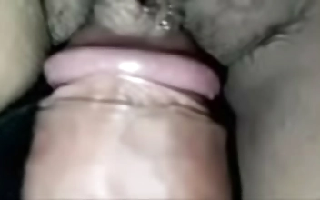 中国 Hot Japanese Temptress Gives Creamy Handjob Before Joining