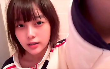 自拍 黄色录像 Adorable Asian Cutie Takes Giant Sex Toy in