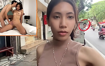 被 Hot Tight Pussy Darling Gets Thoroughly Licked Before