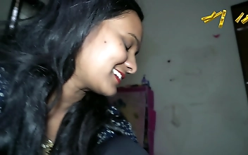 男女 免费播放 Passionate Asian Tempts with Irresistible Black Cock Desire