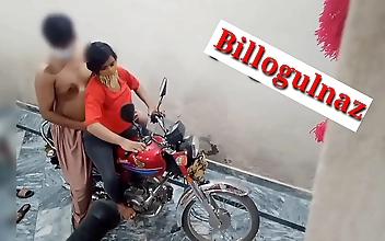 另类 Seductive Japanese Cutie Offers Irresistible Blowjob Blissfully